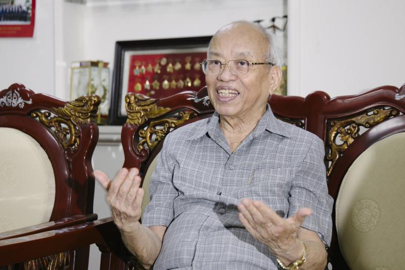 ho chi minh anh 1