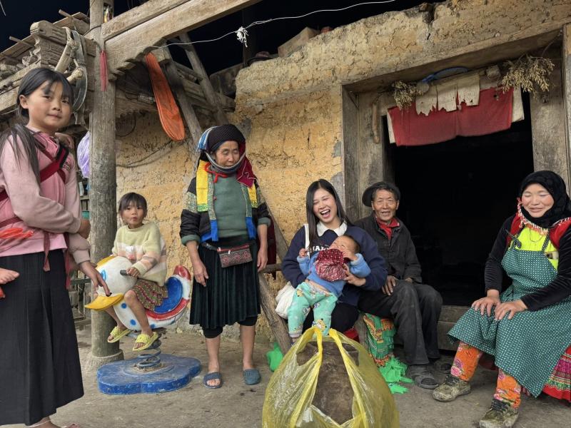 Lo Lo Chai anh 5
