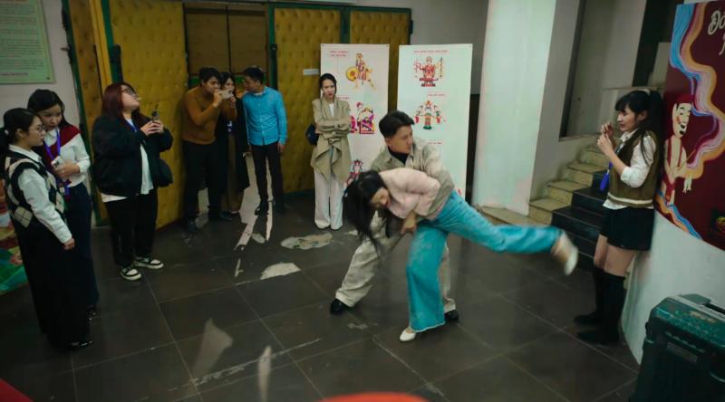 Buoc chan vao doi anh 1