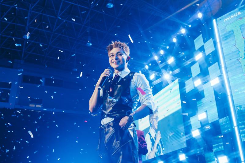 Jun Pham anh 10