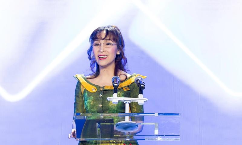 ty phu anh 2