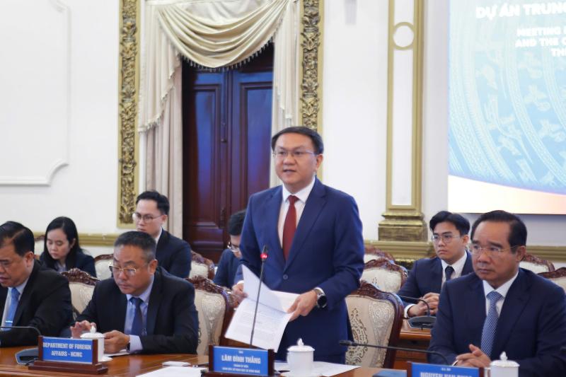 trung tam du lieu anh 1