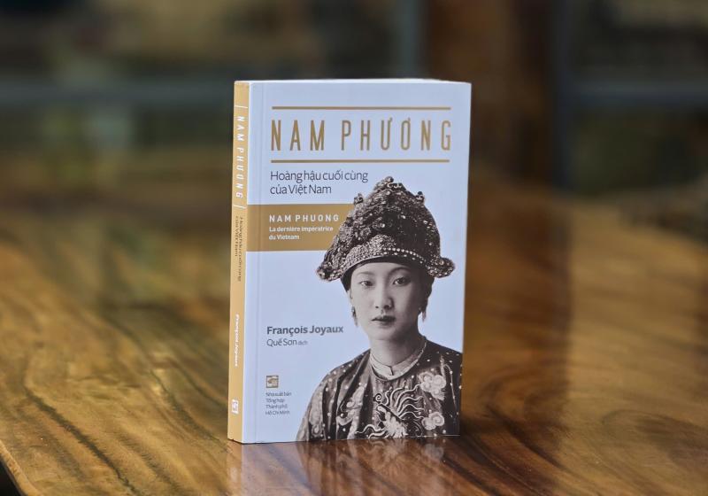 Nam Phuong hoang hau anh 1