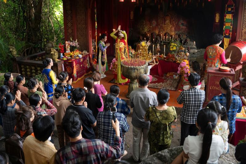 heo nam mong anh 4