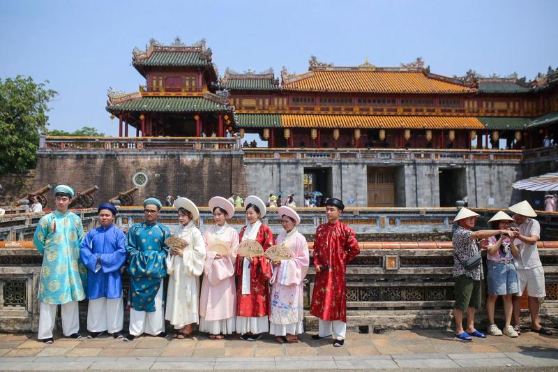 Hue,  nghi le anh 6