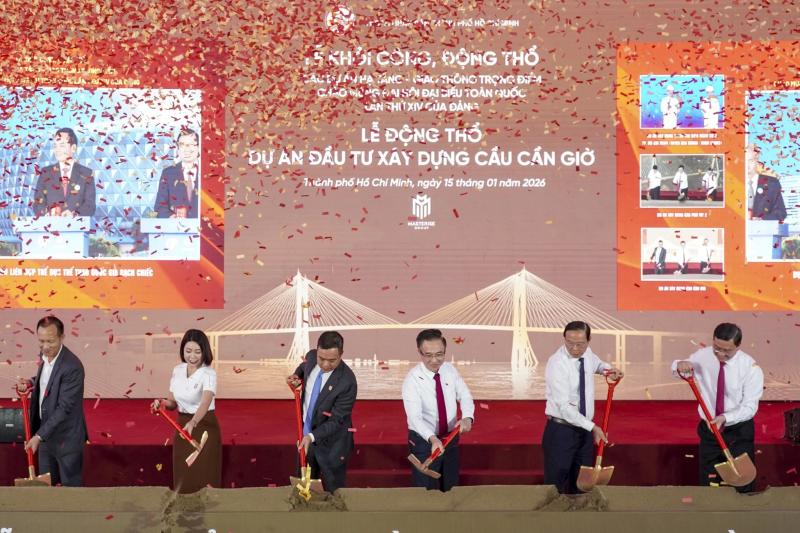 can gio len phuong anh 8