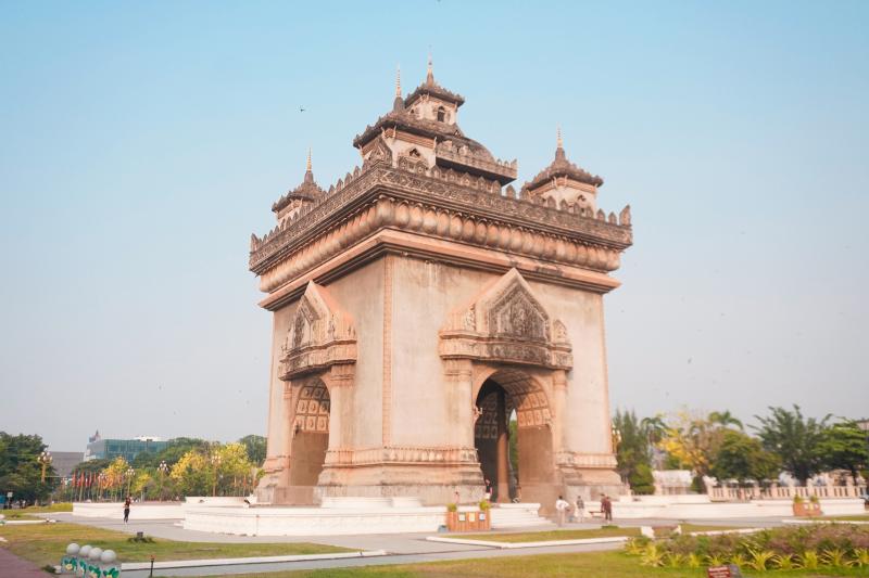 Lao anh 5