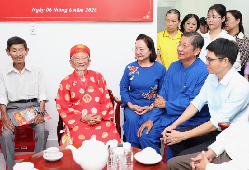 Nguyen Dinh Tu anh 3