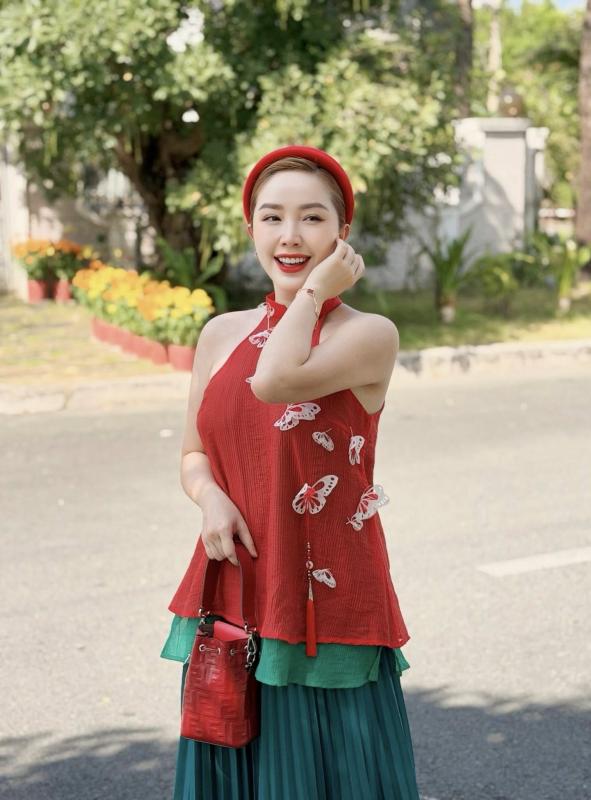 Bao Thy anh 10