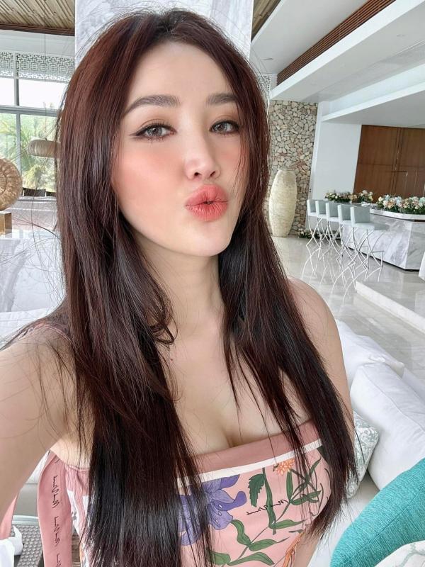 Bao Thy anh 3