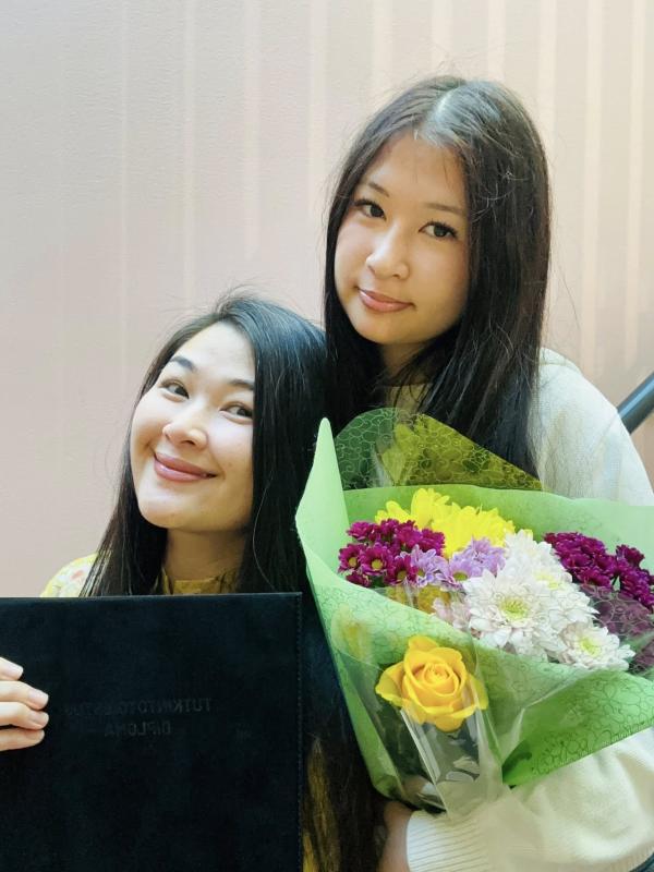 Mac Anh Thu anh 2