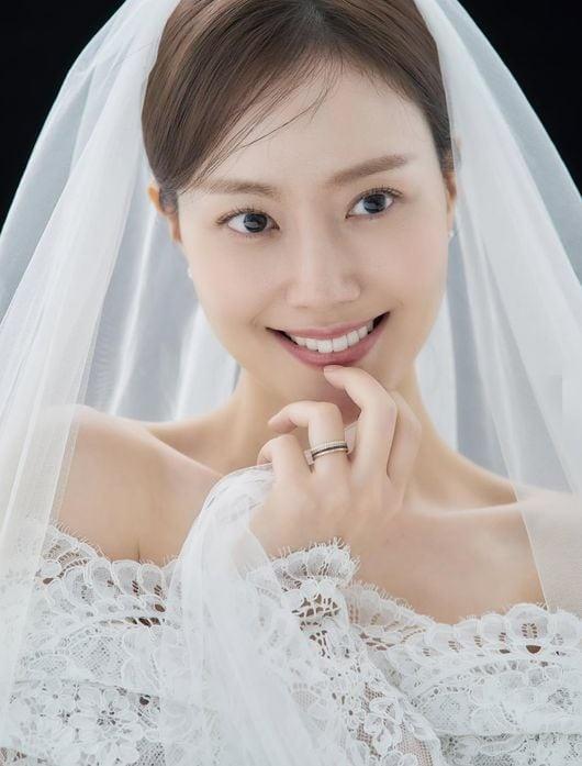 Moon Chae Won anh 1