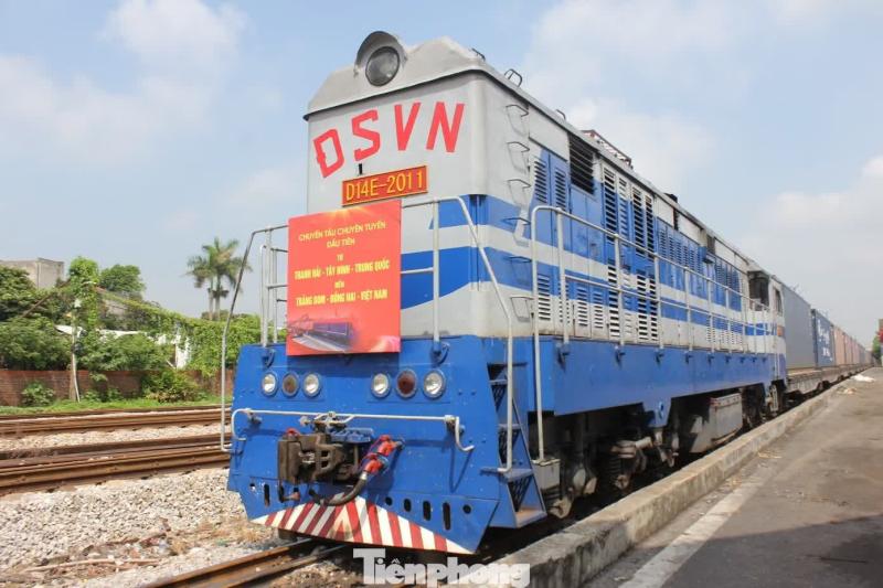 tau anh 1