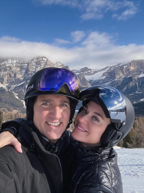 Katy Perry ảnh 2 Katy Perry anh 2