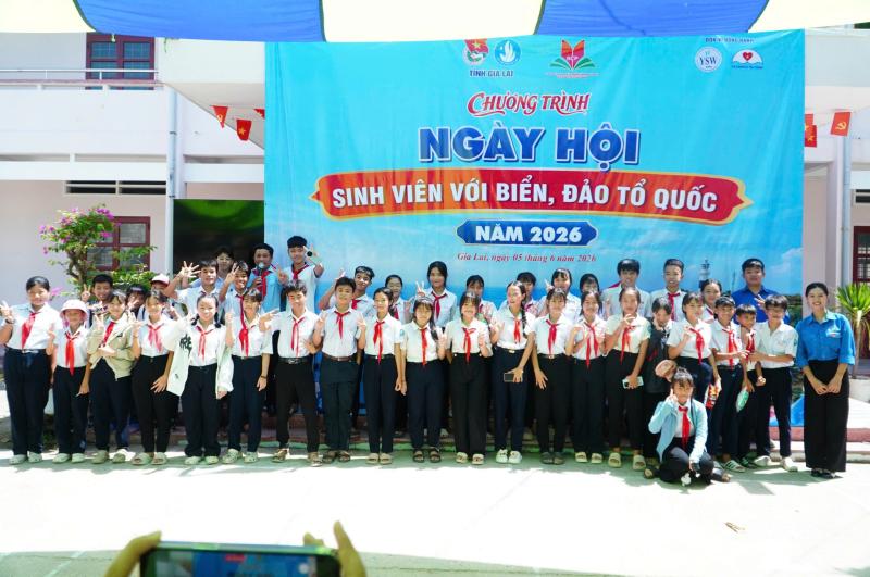 Hoi Xuat ban anh 2