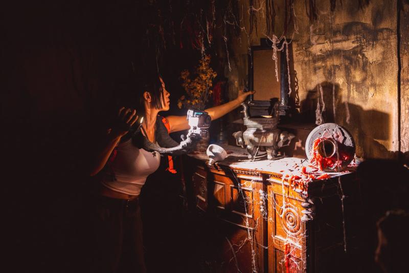 Lầu chú hỏa ảnh 2 Lau chu hoa anh 2