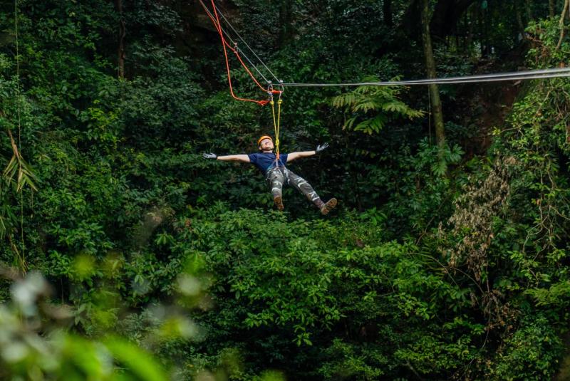 hố sụt,  zipline ảnh 4