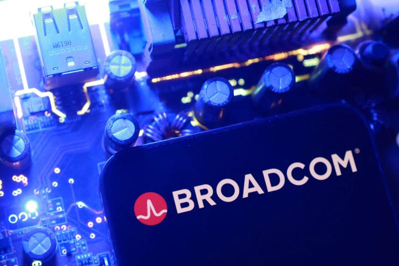 Broadcom hợp tác Apple,  đối tác của Apple,  Apple sản xuất chip,  chip xử lý Apple,  Broadcom là ai ảnh 1