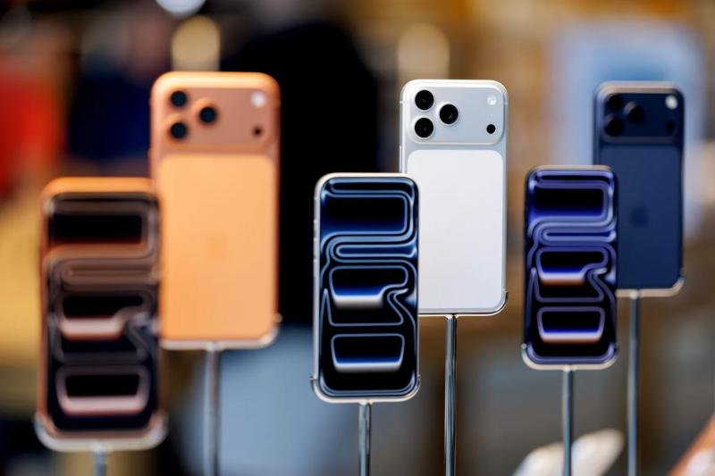 Apple kiện OpenAI,  OpenAI bị kiện,  bí mật thương mại,  smartphone của OpenAI ảnh 1