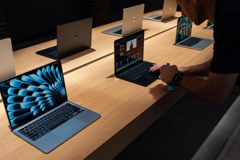 Apple tăng giá iPad,  Apple tăng giá MacBook,  Apple tăng giá iPhone,  MacBook Air tăng giá ảnh 1