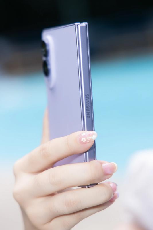 Z Fold8 ảnh 27