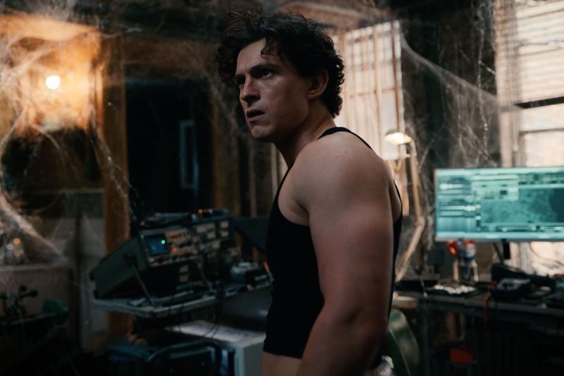 Tom Holland ảnh 3 Tom Holland ảnh 3