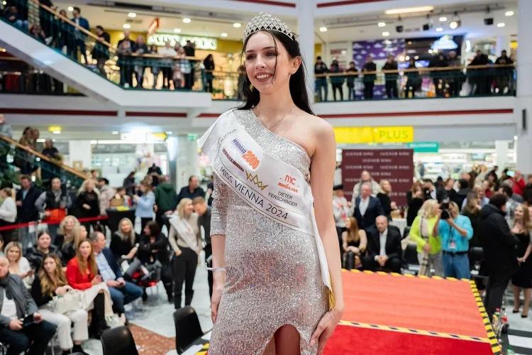 Hoa hậu Áo ảnh 2 Hoa hậu Áo ảnh 2