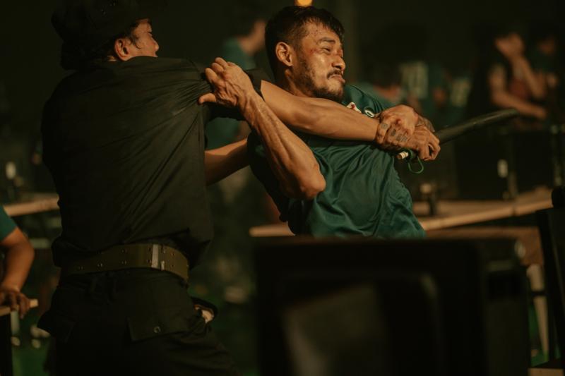 Trại buôn người ảnh 2