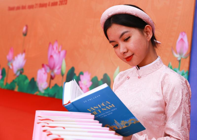 văn hóa đọc ảnh 1 văn hóa đọc ảnh 1