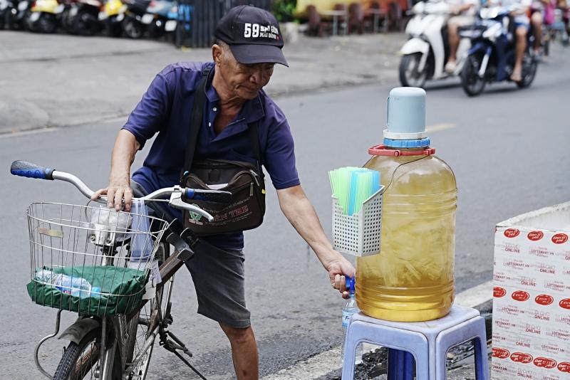 Tiệm vàng ảnh 2