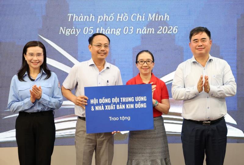 xuất bản ảnh 2 xuất bản ảnh 2