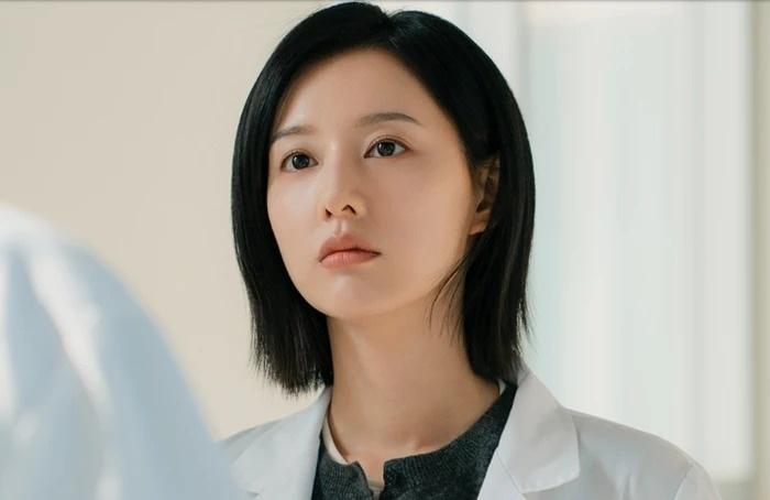 Kim Ji Won ảnh 2 Kim Ji Won ảnh 2