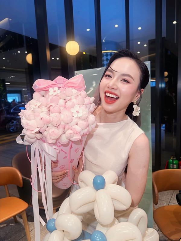 Đinh Ngọc Diệp ảnh 4 Đinh Ngọc Diệp ảnh 4