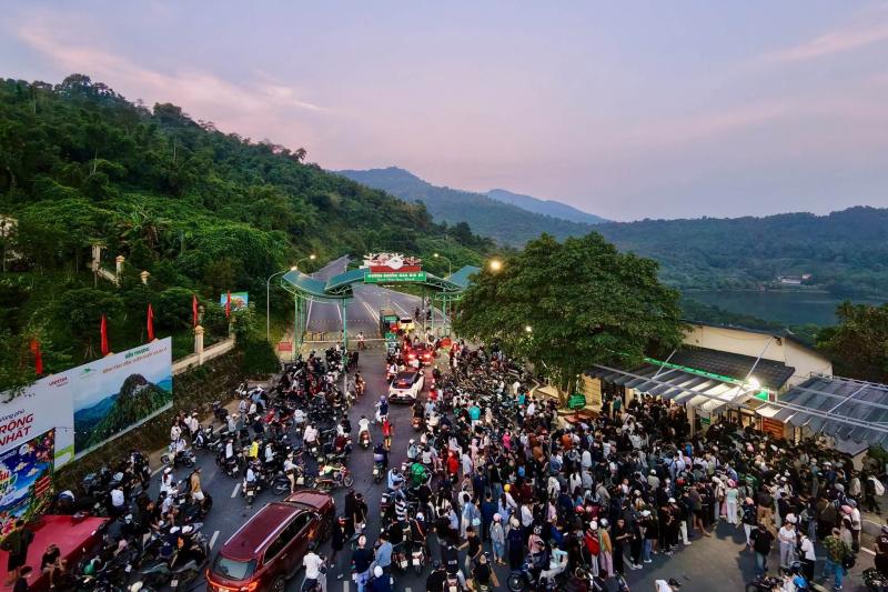 săn mây ảnh 1