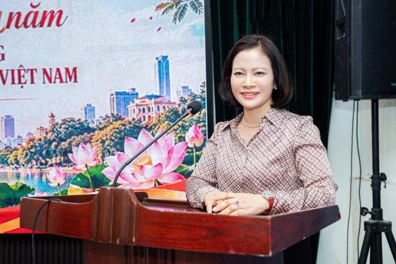xuất bản ảnh 1 xuất bản ảnh 1
