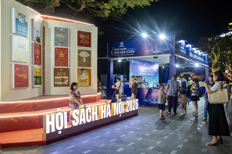 Hội sách ảnh 1
