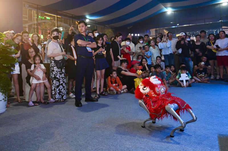 robot ảnh 5 robot ảnh 5
