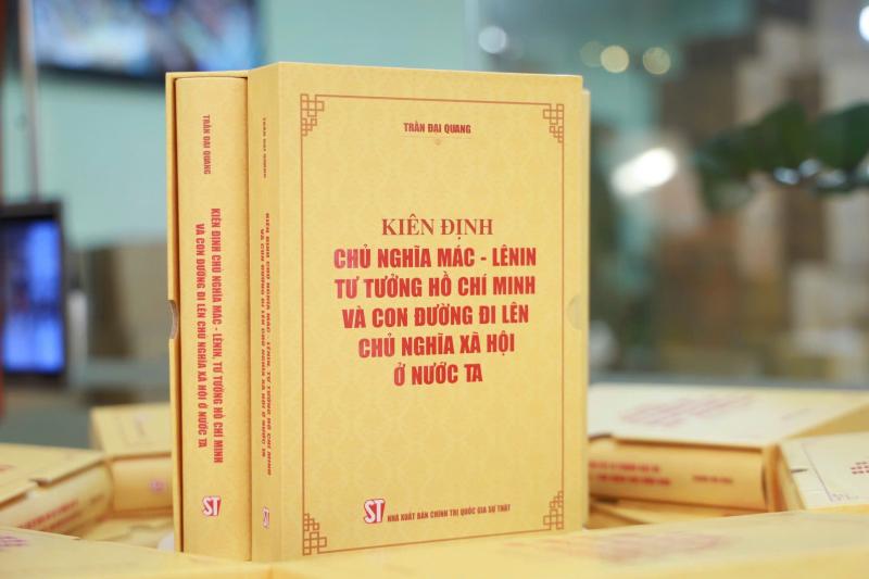 Trần Đại Quang ảnh 2 Trần Đại Quang ảnh 2